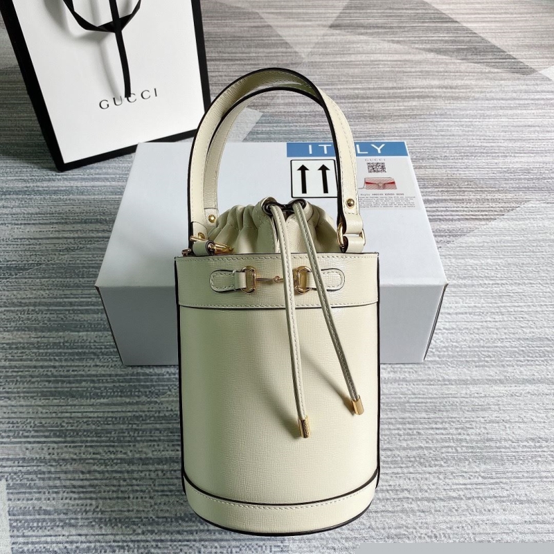 G*u*i bucket bags
